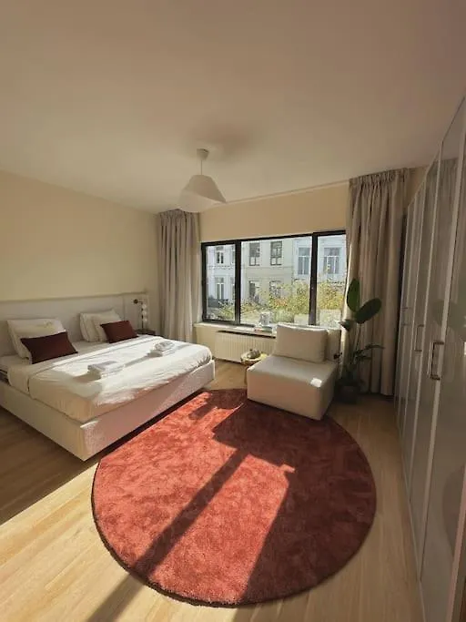 Apartment Luxury 2-Bedroom Apart Antwerp