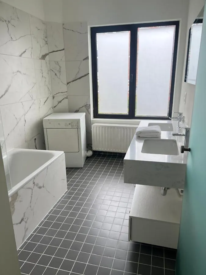 Apartment Luxury 2-Bedroom Apart Antwerp