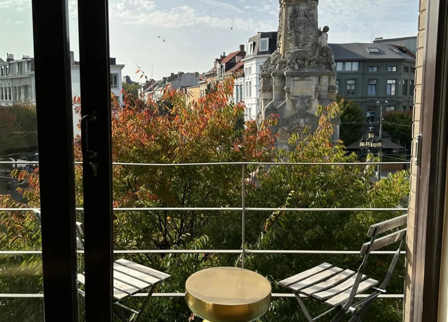 Luxury 2-Bedroom Apart Antwerp
