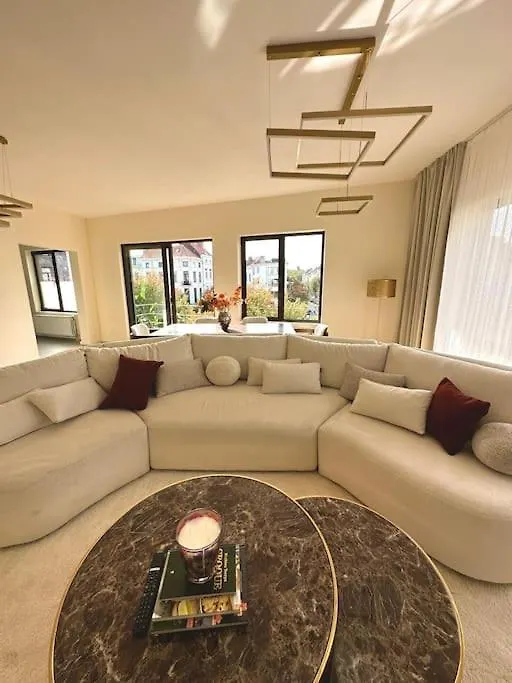 Luxury 2-Bedroom Apart Antwerp